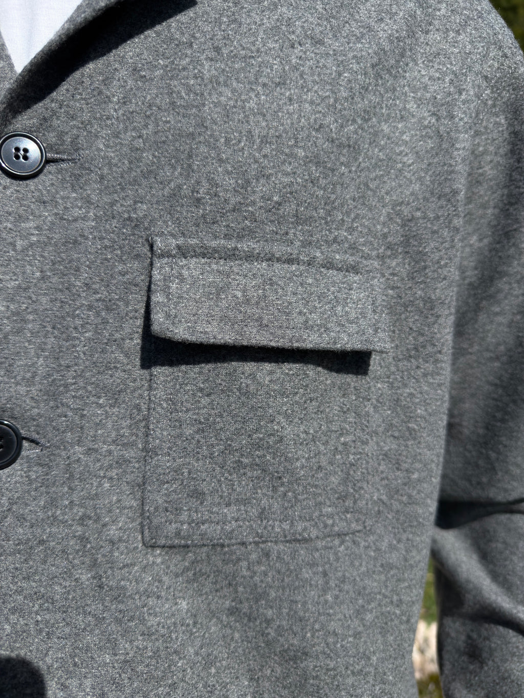 Overshirt Aifa in lana viscosa FUCILE/NERO